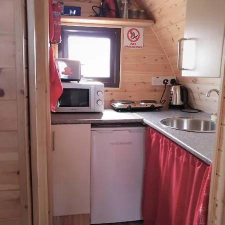 Shanagarry / Ballycotton Glamping Pod Parque de Campismo *